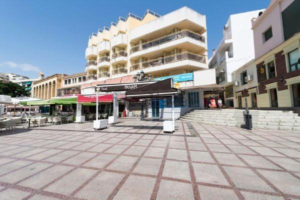 Puerta Del Sol Trm Only Adults Aparts Torremolinos Exterior foto